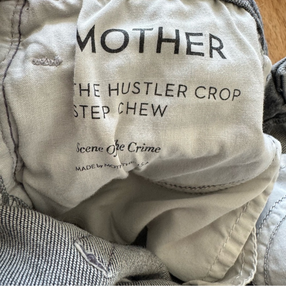 MOTHER The Hustler Crop Step Chew 29 Distressed Black Grey - Picture 7 of 10